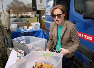Mobile Story Station helps service members read with kids while away – Daily Press