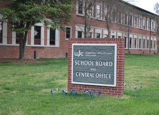 Williamsburg considers forming independent school system – Daily Press