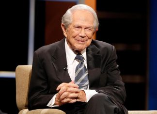 Pat Robertson, broadcaster who helped make religion central to GOP politics, dies at 93 – Daily Press