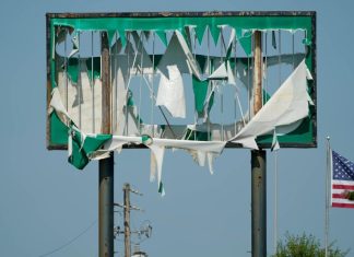 Multiple tornadoes leave 1 dead and nearly 2 dozen injured in Mississippi – Daily Press