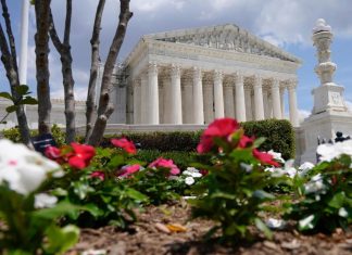 Supreme Court rejects a lawsuit from states demanding that Biden administration boost deportations – Daily Press