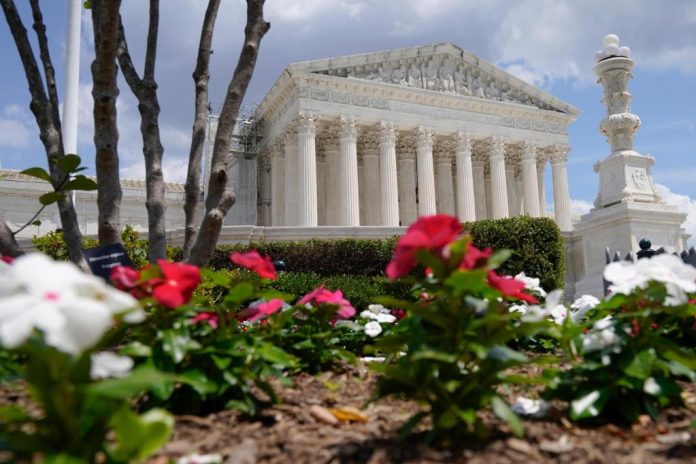 Supreme_Court_53878-1.jpg