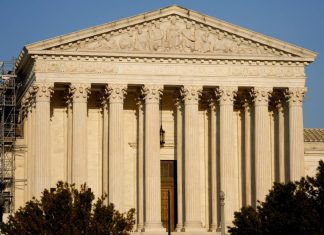 Supreme Court upholds North Carolina ruling that congressional districts violated state law – Daily Press
