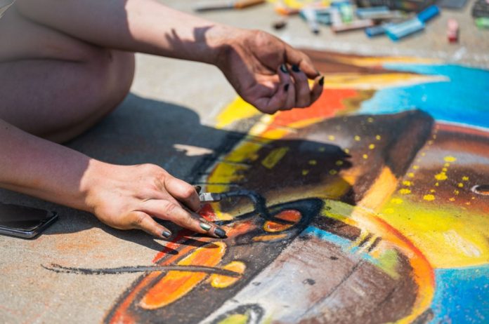 TVP-L-NW-CHALK-ART-0617-TC009.jpg