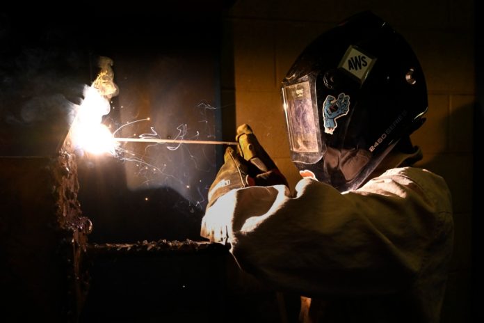TVP-X-OP-WELDING-TRADE-WRE0129608382.jpg