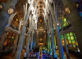 Flooded with sightseers, Europe’s iconic churches struggle to accommodate both worship and tourism – Daily Press