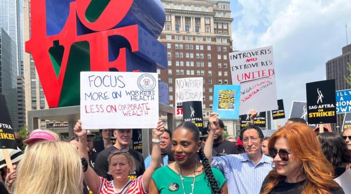 Actors and writers on strike rally in Philadelphia and Chicago as union action spreads – Daily Press