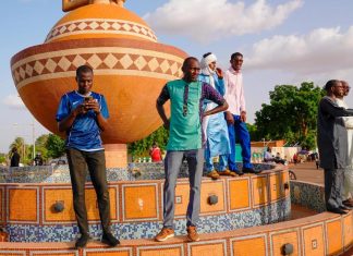 Niger’s president vows democracy will prevail after mutinous soldiers detain him and declare a coup – Daily Press