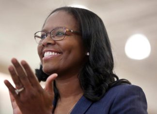 Olympic gold-medalist, former South Carolina assistant Nikki McCray-Penson dies at 51 – Daily Press