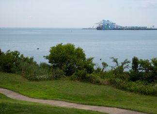 Community members petition for public park on old Lamberts Point Golf Course – Daily Press