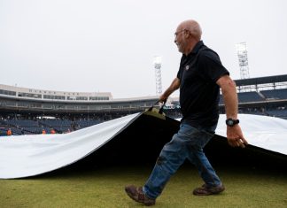 How groundskeeper Kenny Magner helped downtown jewel rise from trash to treasure – Daily Press
