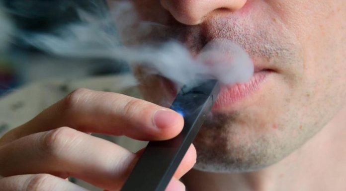 As vapes flood US market, doctors sound alarm on child nicotine poisoning – Daily Press