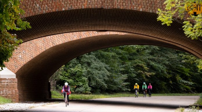 Work on the Colonial Parkway will begin next week; expect some closures – Daily Press