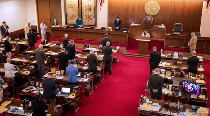 Ban on gender-affirming care for minors takes effect in North Carolina – Daily Press