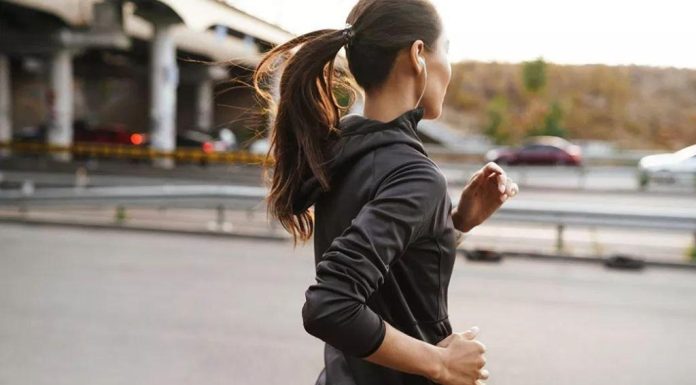 This self-defense jewelry can subtly help you stay safe when you’re out alone – Daily Press