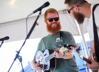 Overnight sensation Oliver Anthony draws thousands to show in Moyock – Daily Press