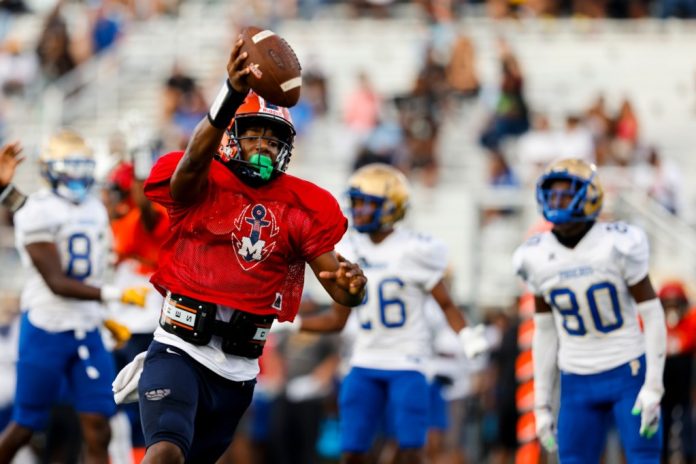 TVP-L-SP-PHOEBUS-MAURY-FOOTBALL-0819-WS-001-2.jpg