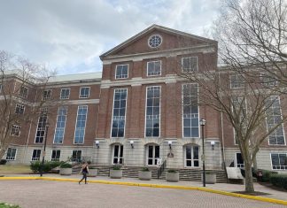 Bond denied for Virginia Beach woman charged with killing her husband – Daily Press